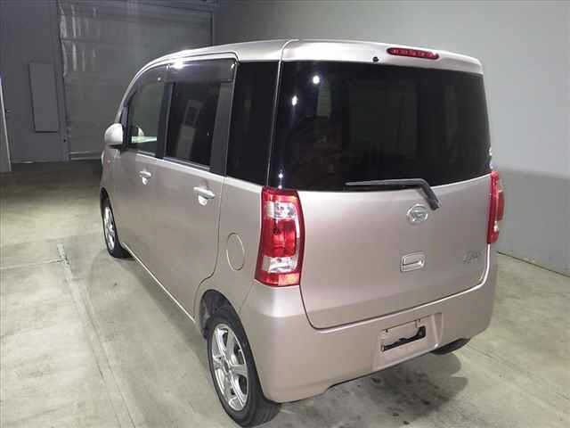 DAIHATSU TANTO EXE 2011