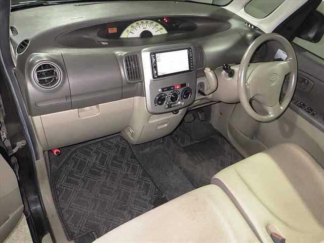DAIHATSU TANTO 2008