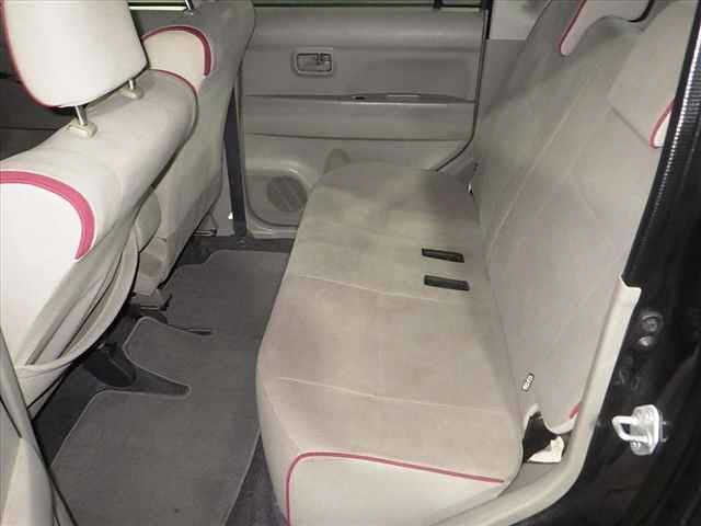 TOYOTA PIXIS SPACE 2012