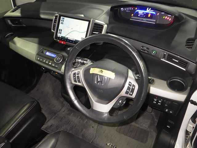 HONDA FREED 2014