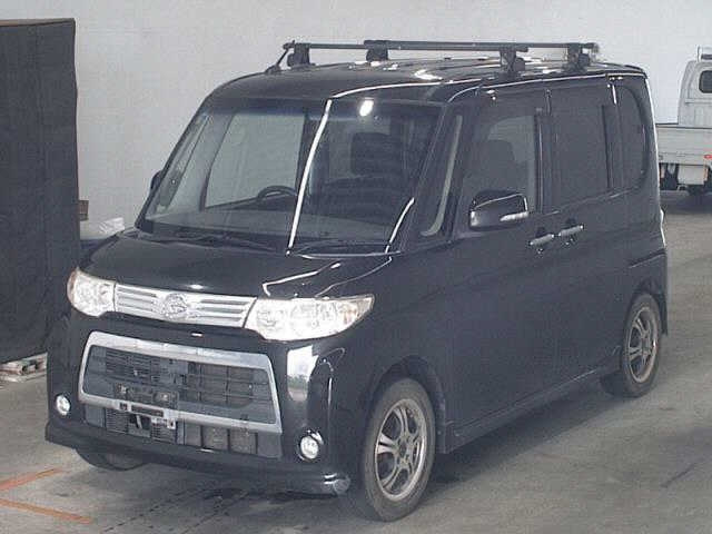 DAIHATSU TANTO 2013