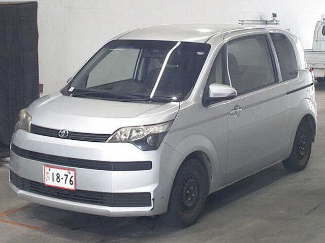 TOYOTA SPADE 2012