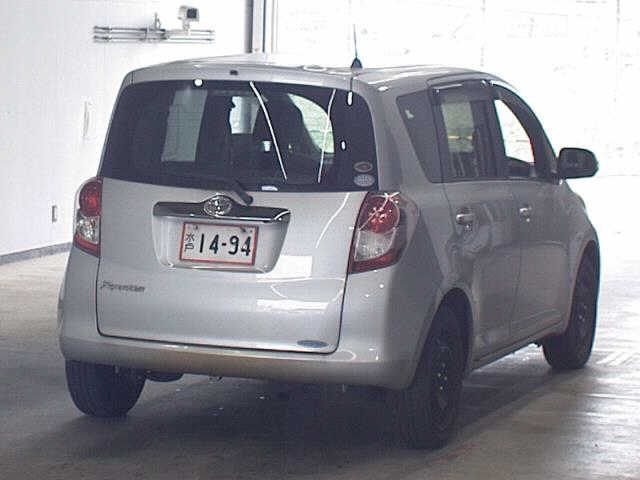 TOYOTA RACTIS 2010