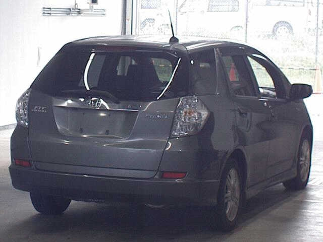 HONDA FIT SHUTTLE 2012
