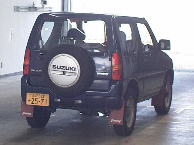 SUZUKI JIMNY 2011