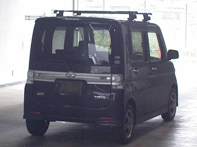 DAIHATSU TANTO 2013