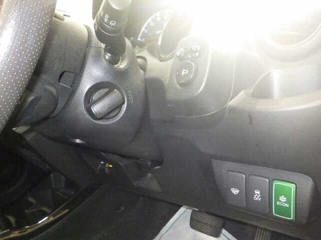 HONDA FIT SHUTTLE 2012