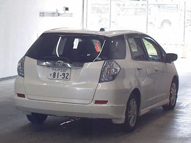 HONDA FIT SHUTTLE 2011