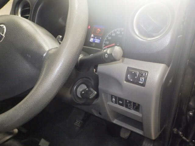 NISSAN CARAVAN VAN 2013