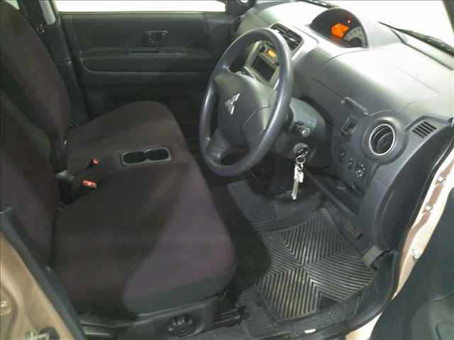 MITSUBISHI TOPPO 2012