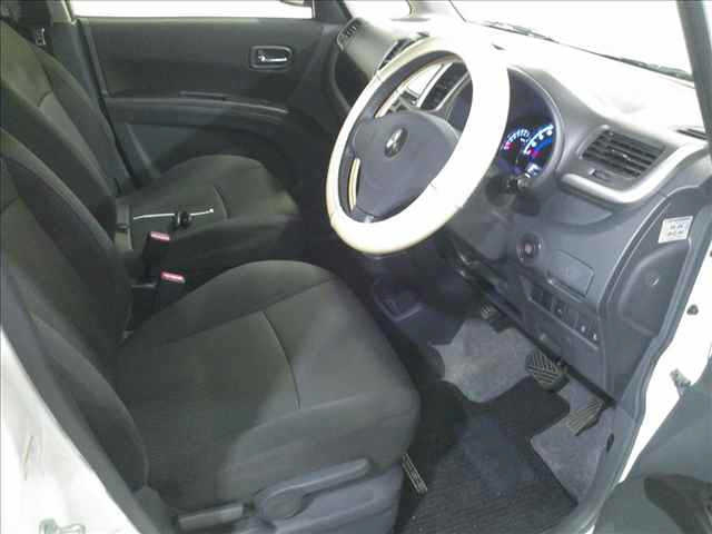 MITSUBISHI DELICA D2 2013