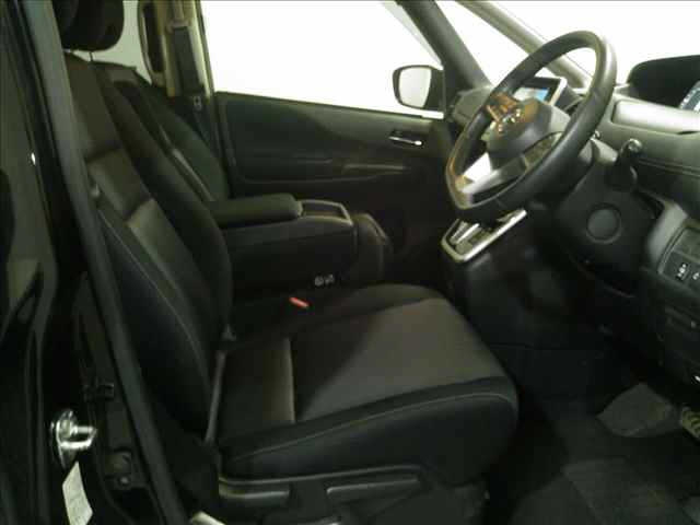 NISSAN SERENA 2016