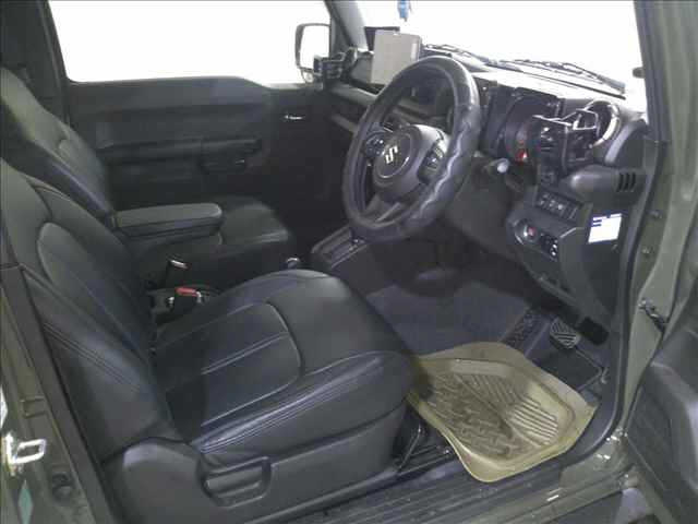 SUZUKI JIMNY SIERRA 2023