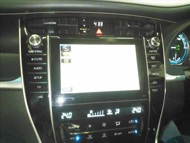 TOYOTA HARRIER 2014
