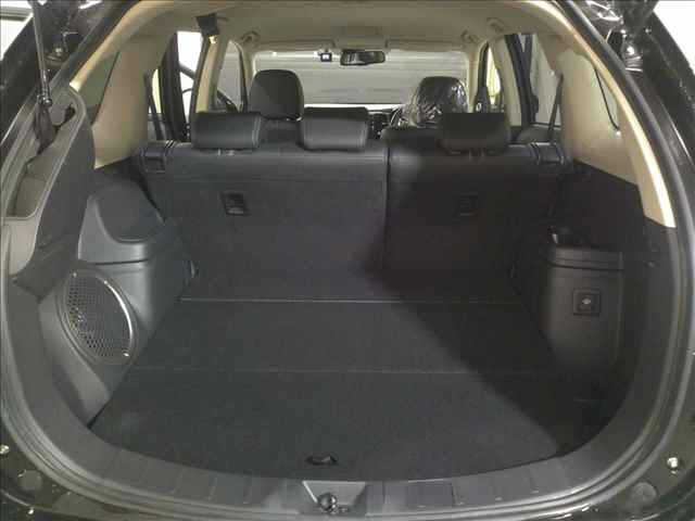 MITSUBISHI OUTLANDER PHEV 2015
