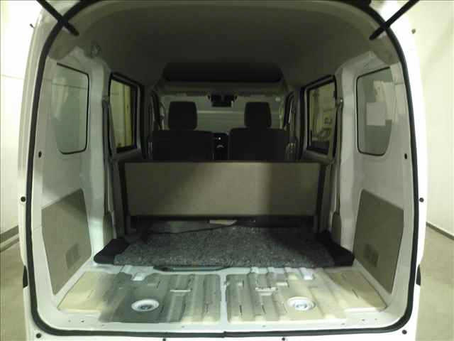 NISSAN CLIPPER VAN 2024