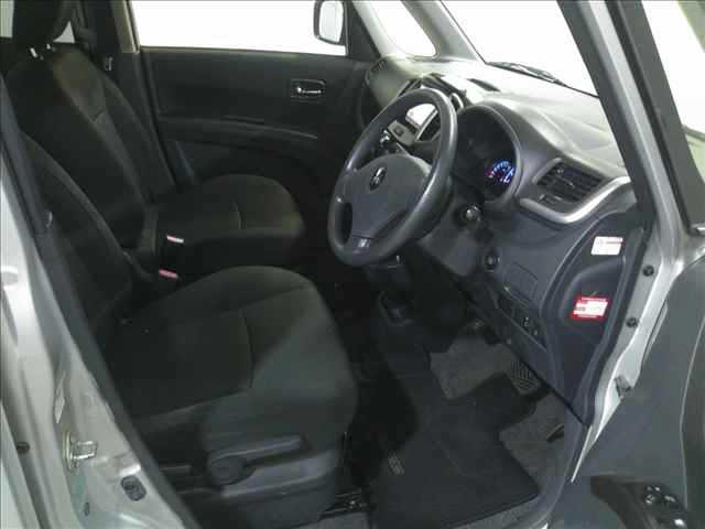 MITSUBISHI DELICA D2 2012