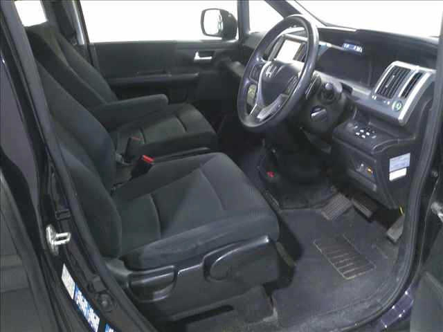 HONDA STEP WAGON 2013