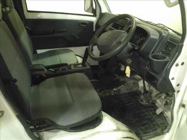 MITSUBISHI MINICAB TRUCK 2018