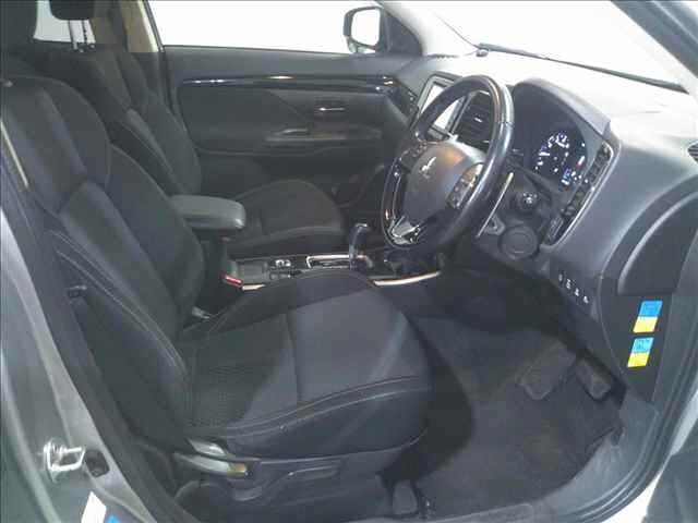 MITSUBISHI OUTLANDER 2019
