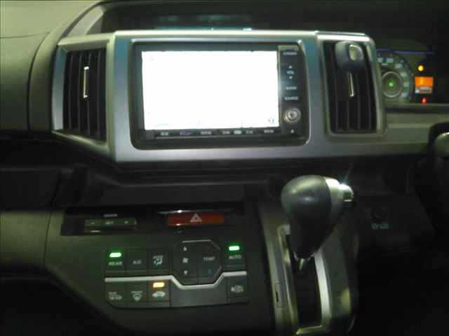 HONDA STEP WAGON 2013