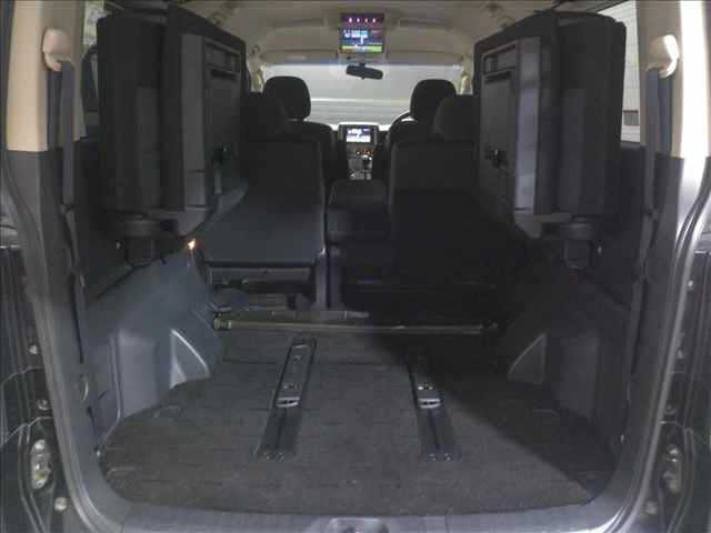 MITSUBISHI DELICA D5 2008