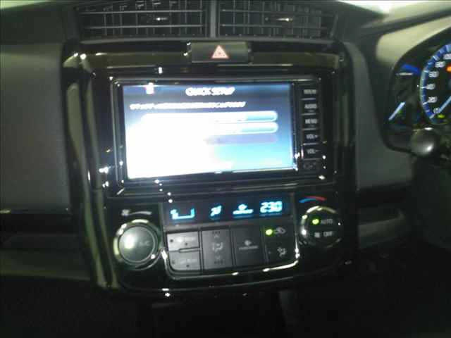 TOYOTA COROLLA FIELDER 2018