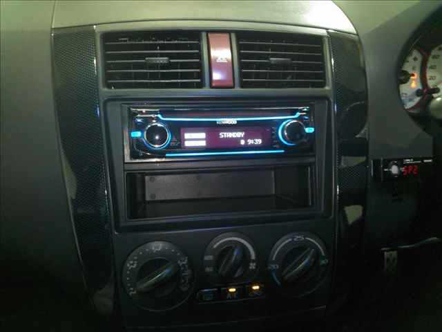 MITSUBISHI COLT 2008