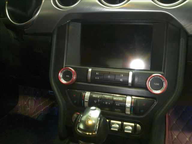 FORD MUSTANG 2021
