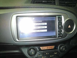 TOYOTA VITZ 2011