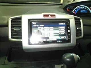 HONDA FREED 2012