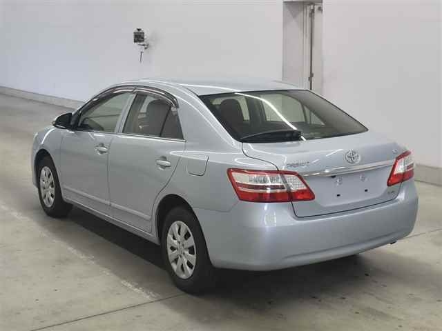 TOYOTA PREMIO 2014