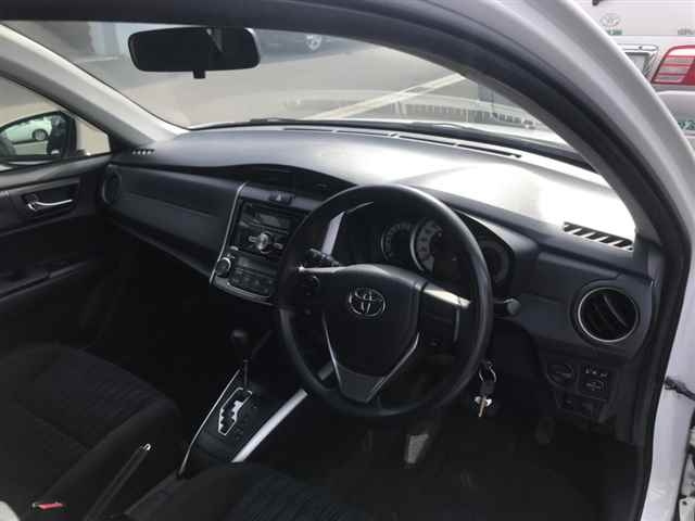 TOYOTA COROLLA FIELDER 2013