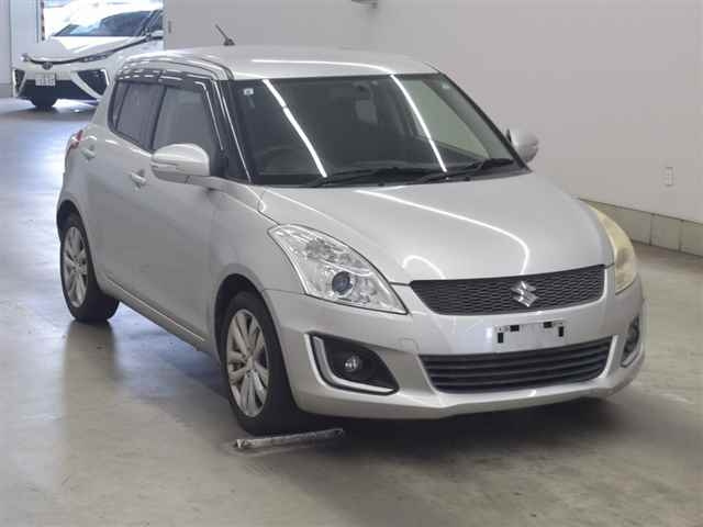 SUZUKI SWIFT 2015