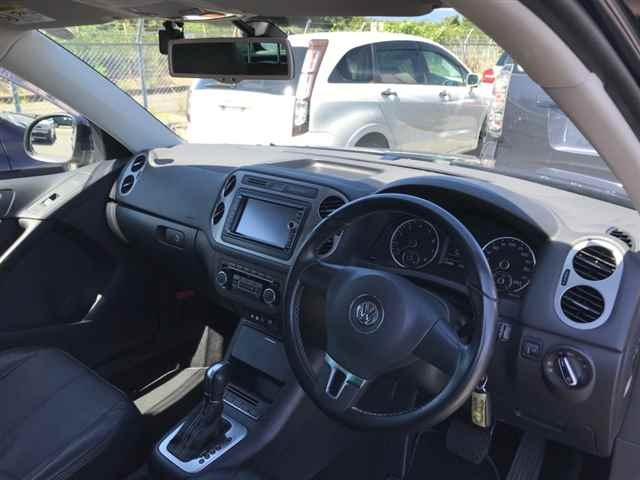 VOLKSWAGEN TIGUAN 2015