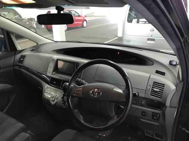 TOYOTA ESTIMA 2009