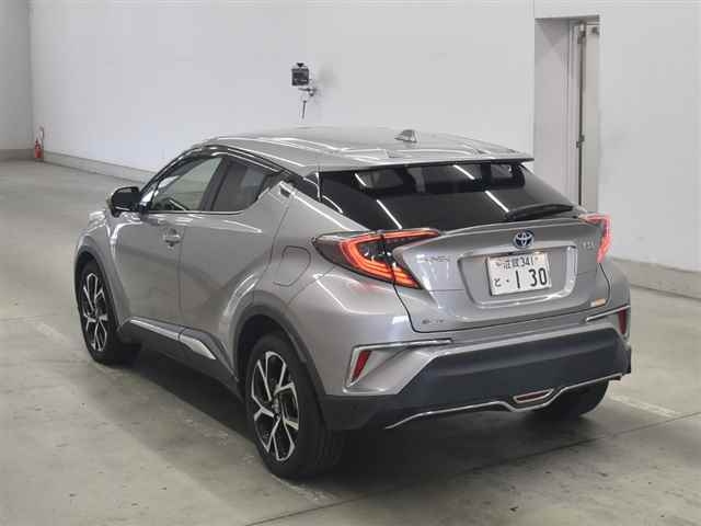 TOYOTA C-HR 2017