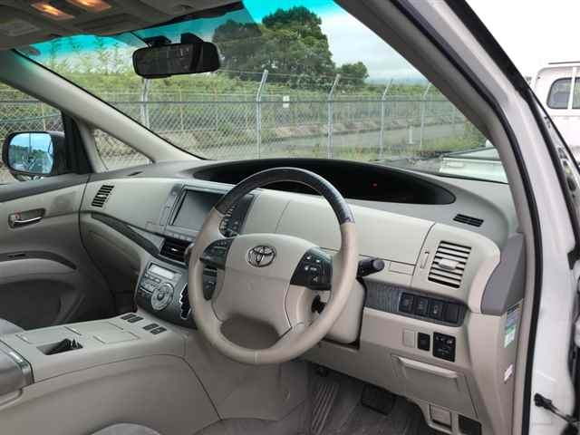 TOYOTA ESTIMA HYBRID 2009