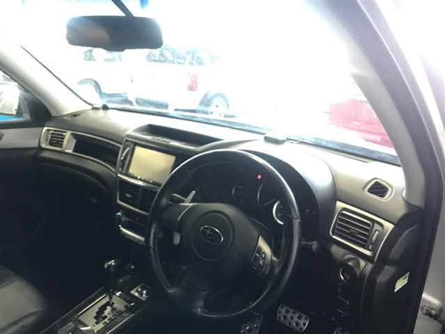 SUBARU EXIGA 2010