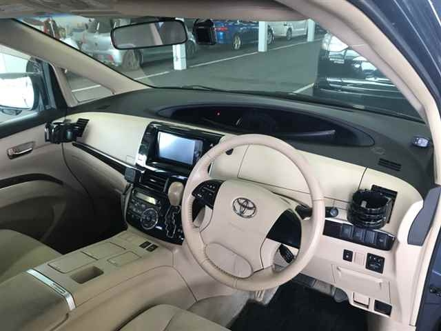 TOYOTA ESTIMA HYBRID 2012