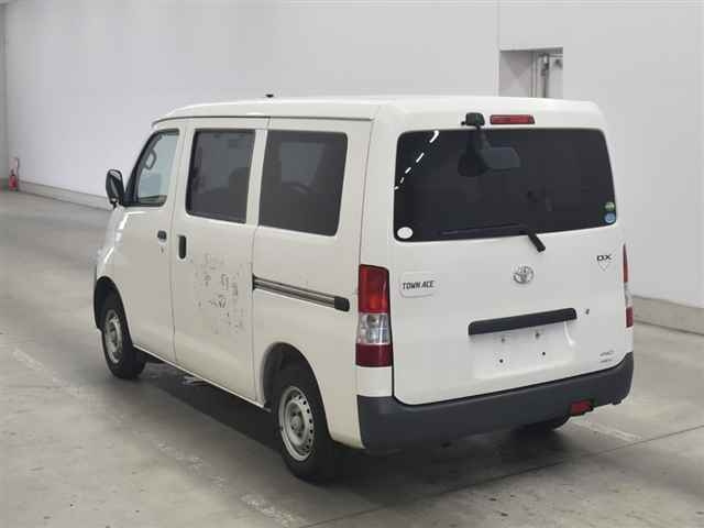 TOYOTA TOWN ACE VAN 2014