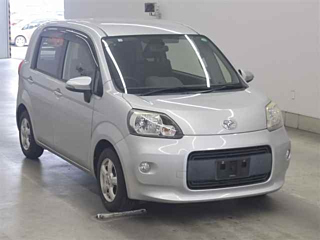 TOYOTA PORTE 2012