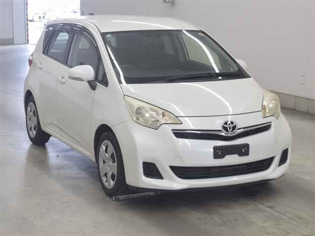 TOYOTA RACTIS 2013