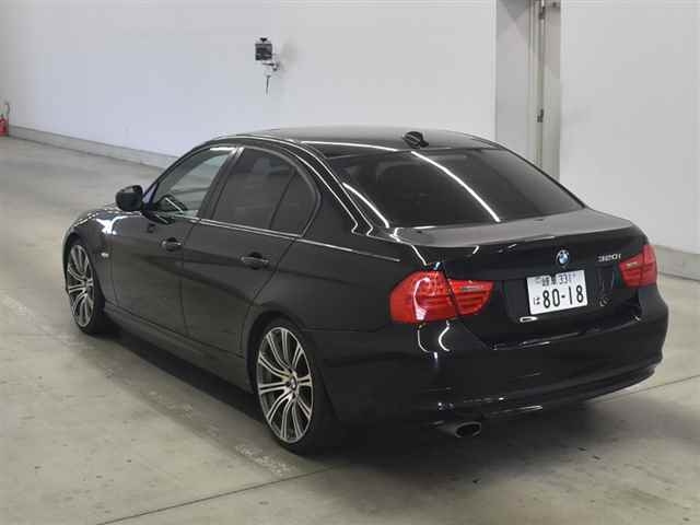 BMW 3 SERIES 2010