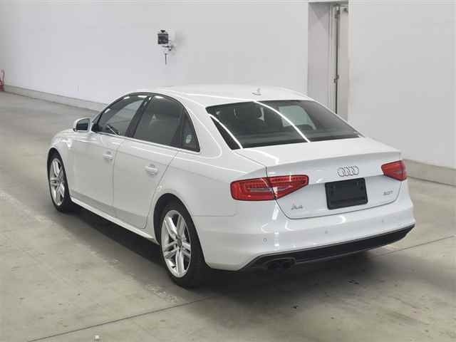 AUDI A4 2014