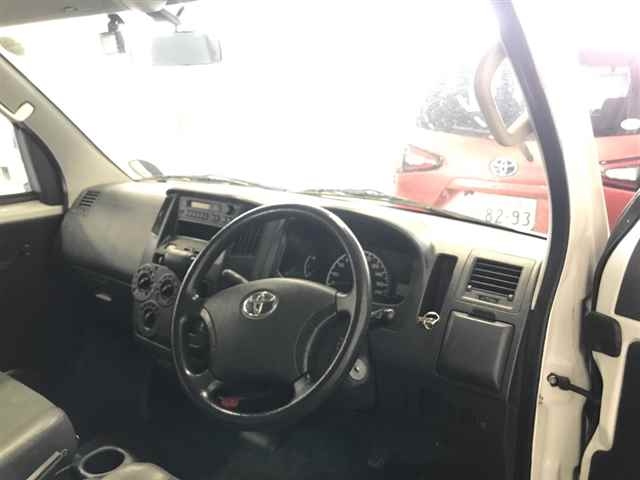 TOYOTA TOWN ACE VAN 2017