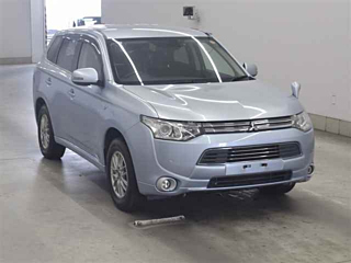 MITSUBISHI OUTLANDER PHEV 2013