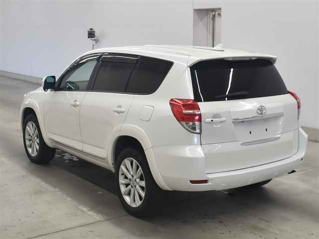 TOYOTA VANGUARD 2011
