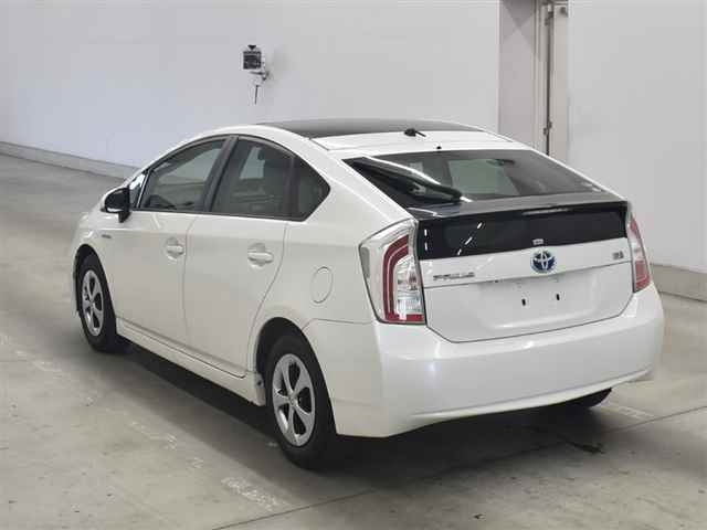 TOYOTA PRIUS 2012