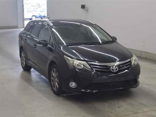 TOYOTA AVENSIS WAGON 2012